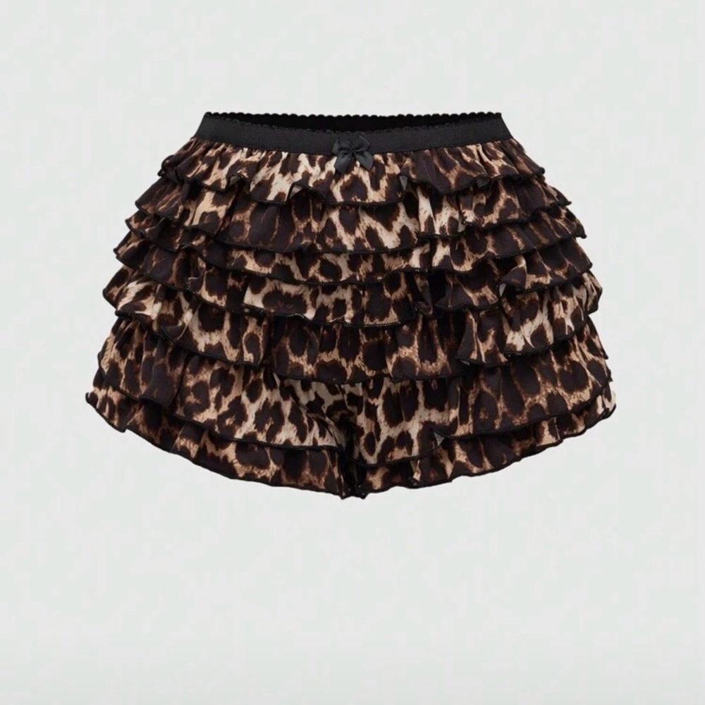 Leopard Print Ruffle Shorts